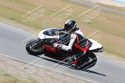 media/Apr-23-2023-TrackXperience (Sun) [[90816c9ee1]]/Level 2/session 2 turn 11/